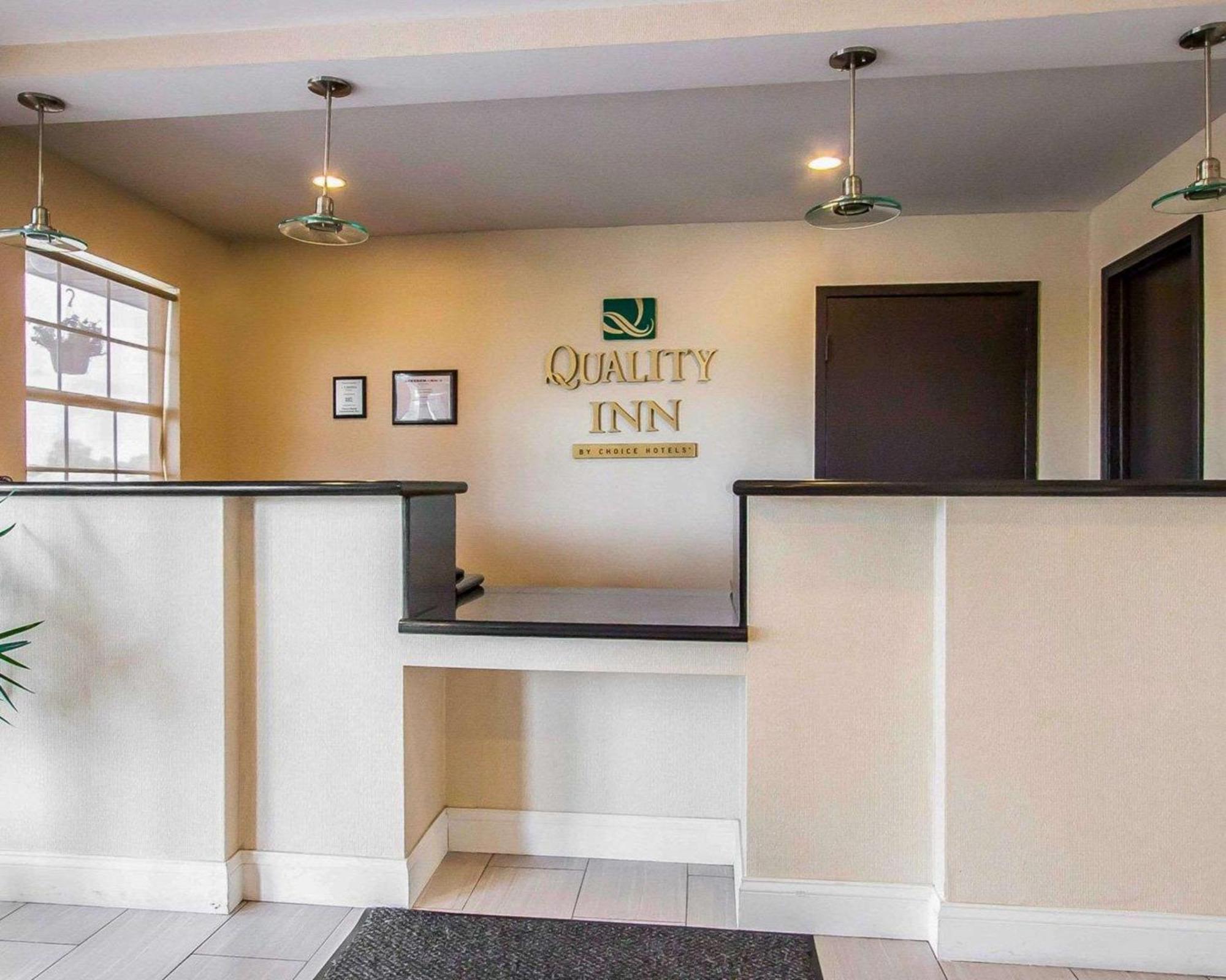 Quality Inn Cairo I-57 Экстерьер фото